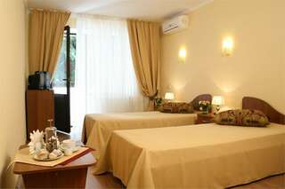 Гостиница Голден Алушта STANDARD А (ДВУХМЕСТНЫЙ СТАНДАРТ А)-1