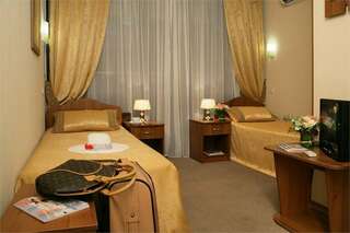 Гостиница Голден Алушта TWIN (ДВУХМЕСТНЫЙ)-1